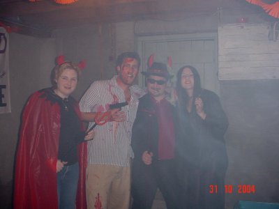 Halloween 2004 (OZ) - photo 1