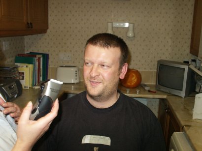 Q's Close Shave - photo 1